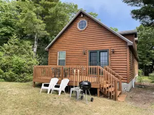 SandyCabins Duplex Beach House - Lake Side Cabin