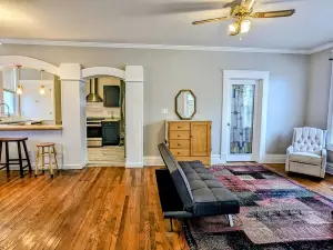 2BR Home: Modern & Classic Near Nature Preserves & Historical Gems! and Hospital