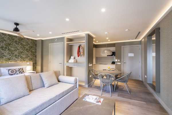Apartamentos Core Suites Valencia Promo Code