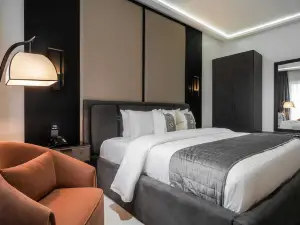 Dluxe Premium Hotel