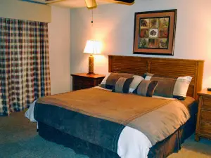 The Highlands at Sugar - 1 Bedroom