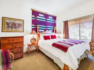Fantastic condo close to skiing with fireplace, gym, Ping-Pong - Snowbirds okay