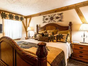 Hemlock Inn