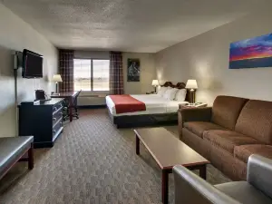 The Niobrara Lodge