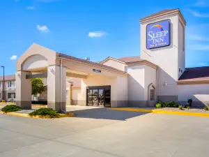 สลีปอินน์แอนด์สวีทส์