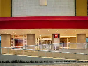 ibis Macae