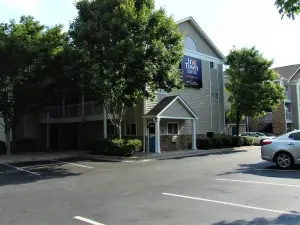 延期入住亞特蘭大GA - 羅斯威爾/Alpharetta InTown套房