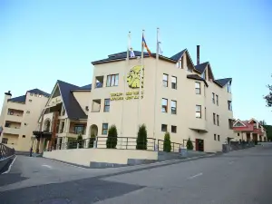 Multi Rest House