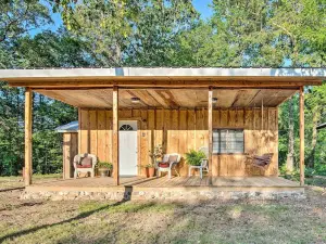 Updated Cabin W/Porch, Mins to Cossatot River