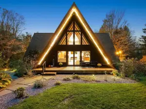 Rustic Lafayette A-Frame Cabin w/ Game Room!
