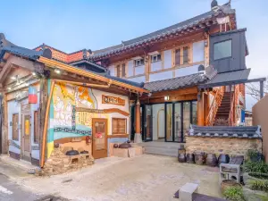 Naju Moon and Star Hanok Pension