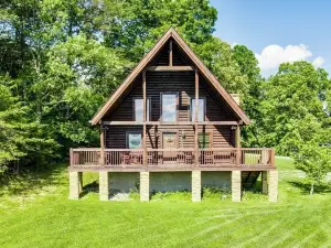 Great rates for a 2B/2B cabin by Fall Creek Falls! Book your summer vacay now!