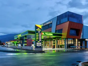 Hotel Emerald