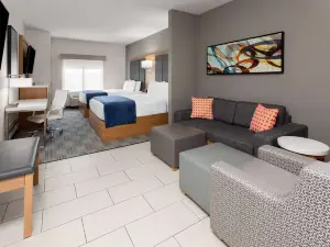 La Quinta Inn & Suites by Wyndham Coralville Iowa City