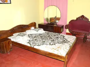 Villa Sunshine Hotel