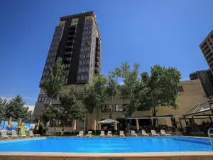 President Hotel by Hrazdan Hotel Cjsc