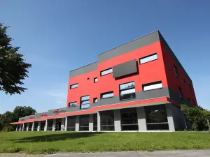 VitaLounge Sports & Spa Hotel
