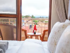 Skylark Hotel