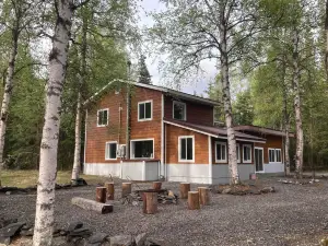 Peaceful Mountain-View Home - Walk to Kenai Lake!