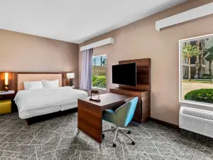 Hampton Inn & Suites Corpus Christi I-37 - Navigation Blvd.