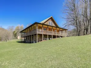Tranquil Mountain Getaway in Troutdale: Game Room!
