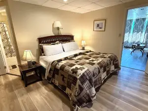 Skaneateles Inn on 20