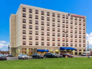 คอมฟอร์ตสวีทส์ สนามบินชิคาโก โอแฮร์