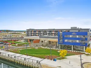 Hotel Indigo SEATTLE EVERETT WATERFRONT by IHG