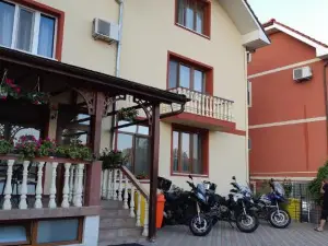 奧林普旅館