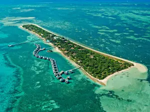 DoubleTree by Hilton Noumea Ilot Maitre Resort