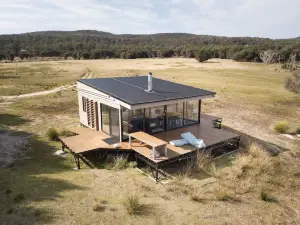 Sawyers Bay Shacks