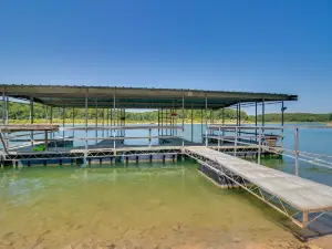 Lakefront Bull Shoals Cabin Rental Pets Welcome!