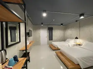 Loft Space Hotel