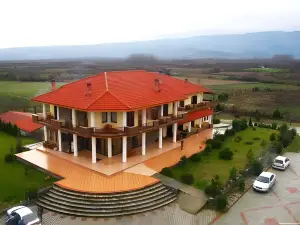 Gea Kaimaktsalan Hotel & Spa