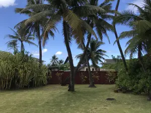 BEACH FRONT KAILUA ESTATE, OCEAN VIEWS, HUGE LUSH PRIVATE HISTORIC PROPERTY