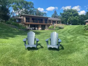 Lake Byllesby Paradise: Serene Lakefront Home.