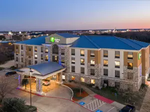 ฮอลิเดย์ อินน์ เอ็กซ์เพรส โฮเทล แอนด์ สวีทส์ ดัลลัส เซาท์ - เดโซโต บาย IHG