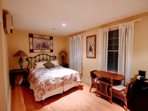 Burleigh Falls Inn