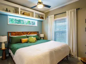 Island Oaks RV Resort