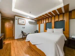 Goyang Karma Hotel