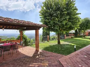 Casanivi 14 2 in Uzzano
