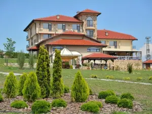 Chateau-Hotel Trendafiloff -B&B