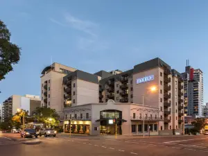 黑伊街曼特拉飯店 - 珀斯