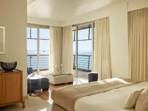 Daios Luxury Living