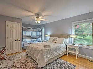 Kinsale Riverfront Paradise w/ Hot Tub & Pool!