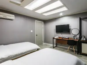 Rapport Hotel Sacheon