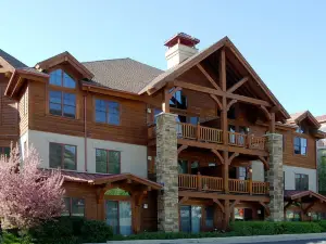 Lodge at Brookside