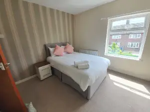 Comfortable homestay in Stoke