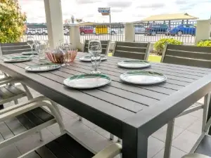 Port Vincent Seaside Apartments - Apartment 2