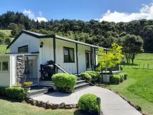 Kuaotunu's Peebles Cottage